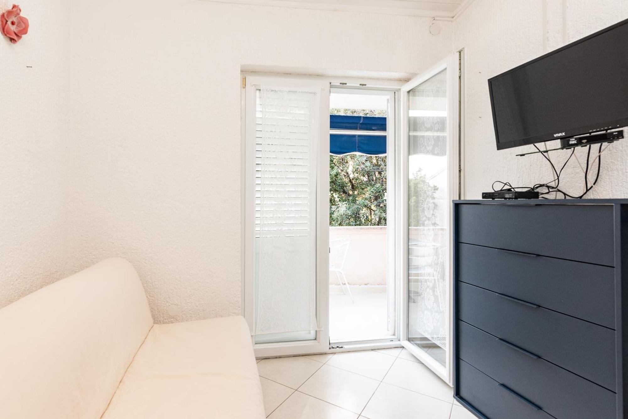 Apartments Tauzer Mandre Exterior photo