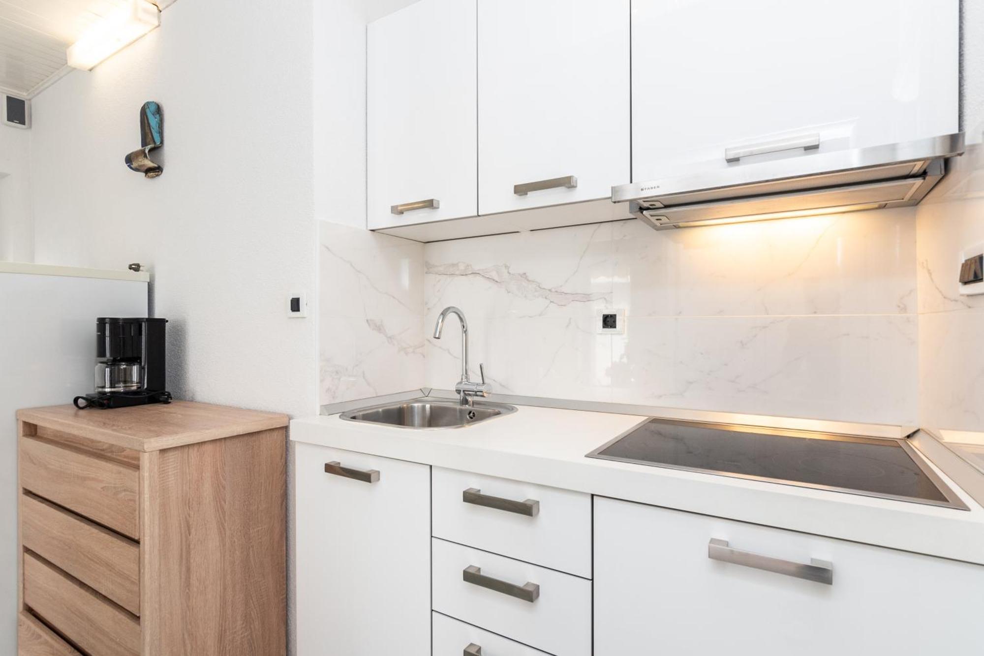 Apartments Tauzer Mandre Exterior photo